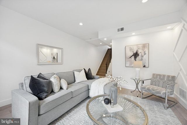 355 BELGRADE ST, Philadelphia, PA 19125