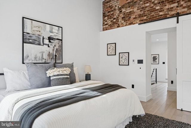 355 BELGRADE ST, Philadelphia, PA 19125