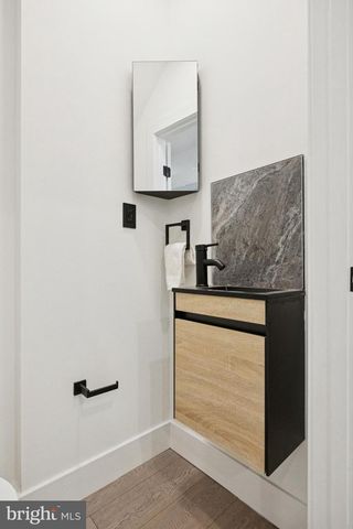 355 BELGRADE ST, Philadelphia, PA 19125