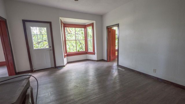 W8008 S COUNTY ROAD A, Wild Rose, WI 54984