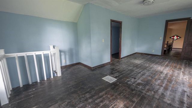 W8008 S COUNTY ROAD A, Wild Rose, WI 54984