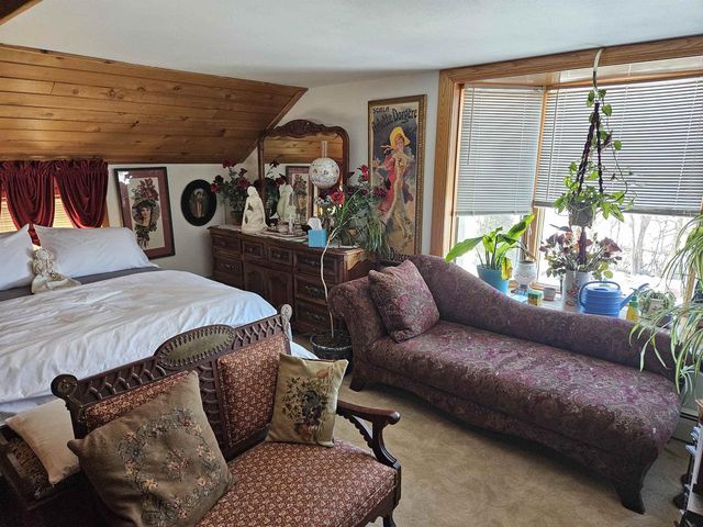 1717 KNAPP STREET, Oshkosh, WI 54902