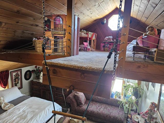 1717 KNAPP STREET, Oshkosh, WI 54902