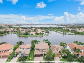 11525 NW 81st Place, Parkland, FL 33076