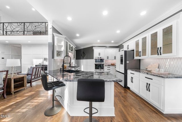 10616 Thornbury Crest Court, Raleigh, NC 27614