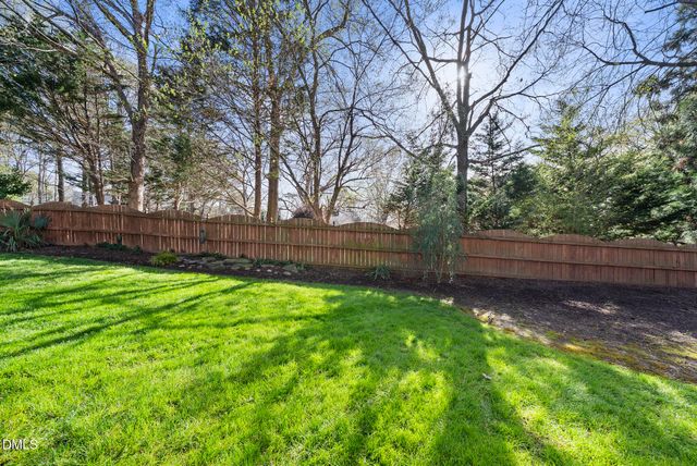 10616 Thornbury Crest Court, Raleigh, NC 27614