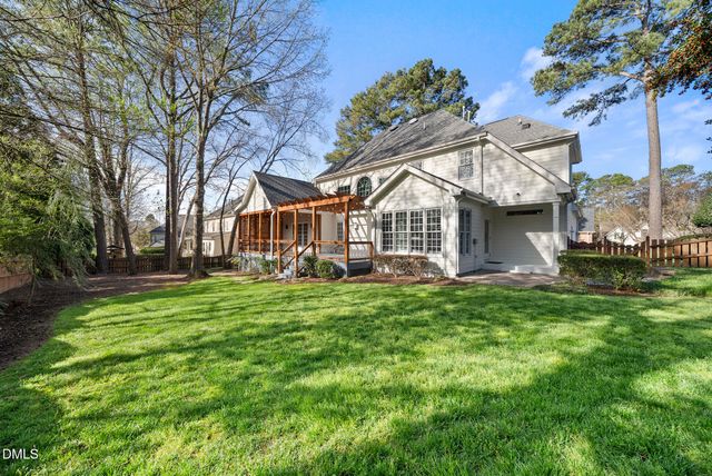 10616 Thornbury Crest Court, Raleigh, NC 27614