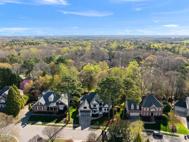 10616 Thornbury Crest Court, Raleigh, NC 27614