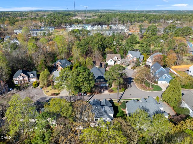 10616 Thornbury Crest Court, Raleigh, NC 27614