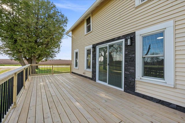 9027 Frontage ROAD, Oostburg, WI 53070