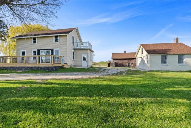 9027 Frontage ROAD, Oostburg, WI 53070