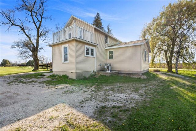 9027 Frontage ROAD, Oostburg, WI 53070
