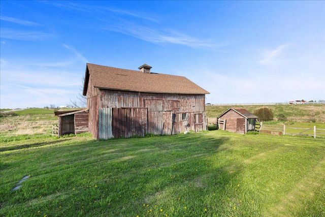 9027 Frontage ROAD, Oostburg, WI 53070