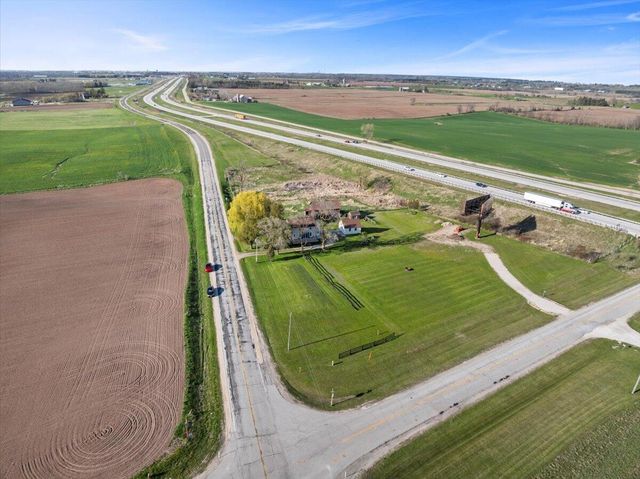 9027 Frontage ROAD, Oostburg, WI 53070