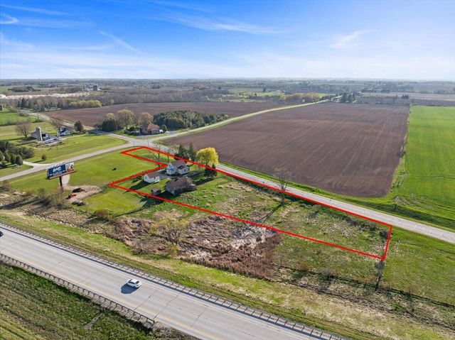 9027 Frontage ROAD, Oostburg, WI 53070