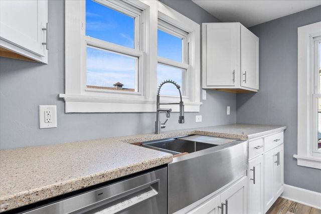 9027 Frontage ROAD, Oostburg, WI 53070