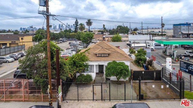 1863 E Vernon Avenue, Los Angeles, CA 90058