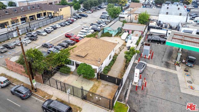 1863 E Vernon Avenue, Los Angeles, CA 90058