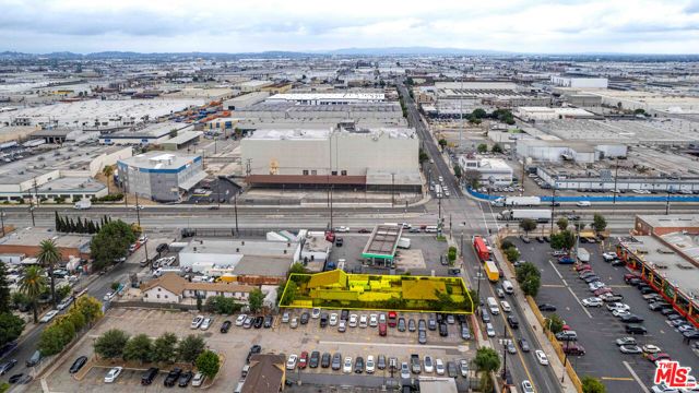 1863 E Vernon Avenue, Los Angeles, CA 90058