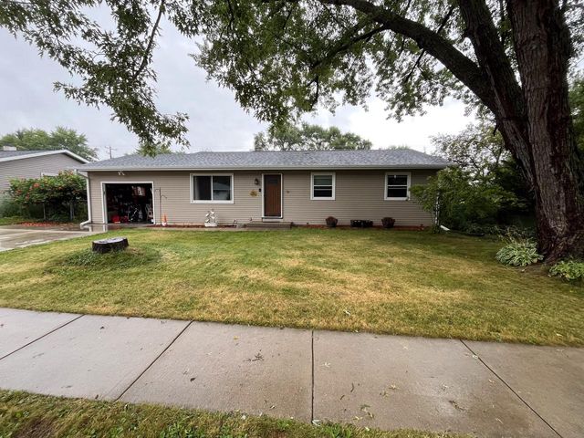 36 Edward AVENUE, Edgerton, WI 53534