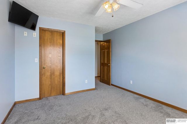 9701 S 176th Street, Omaha, NE 68136