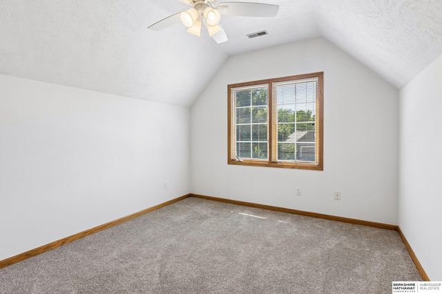 9701 S 176th Street, Omaha, NE 68136