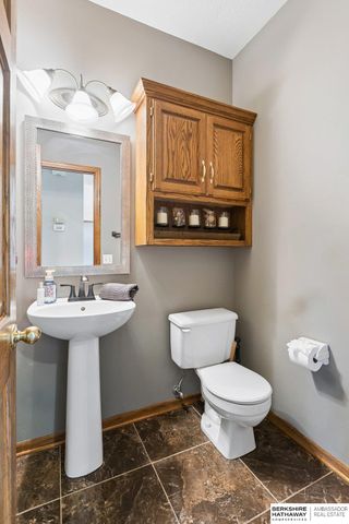 9701 S 176th Street, Omaha, NE 68136