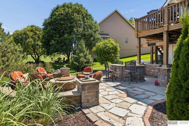 9701 S 176th Street, Omaha, NE 68136