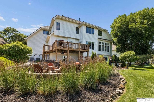 9701 S 176th Street, Omaha, NE 68136