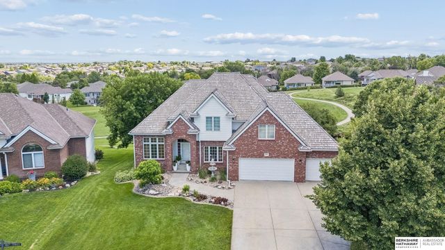 9701 S 176th Street, Omaha, NE 68136