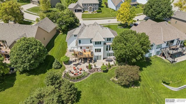 9701 S 176th Street, Omaha, NE 68136