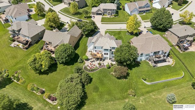 9701 S 176th Street, Omaha, NE 68136