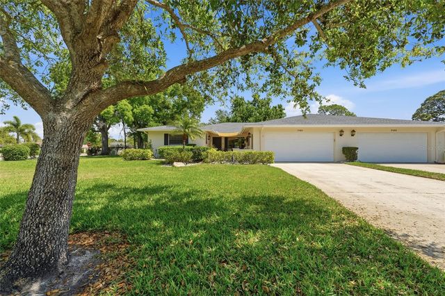 7101 FAIRWAY BEND CIRCLE, Sarasota, FL 34243
