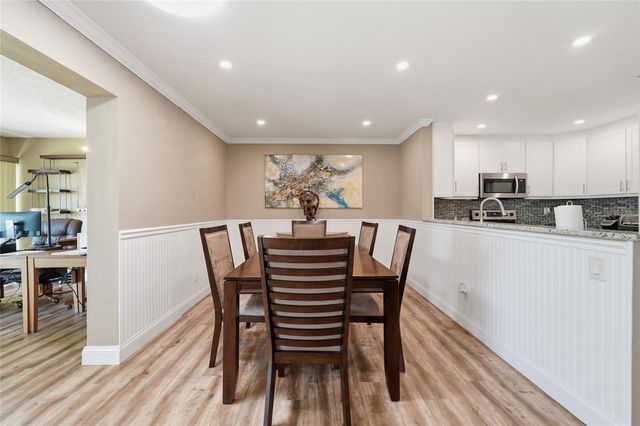 7101 FAIRWAY BEND CIRCLE, Sarasota, FL 34243