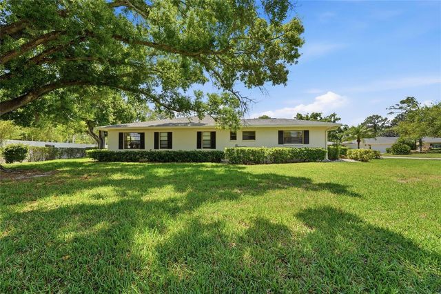 7101 FAIRWAY BEND CIRCLE, Sarasota, FL 34243