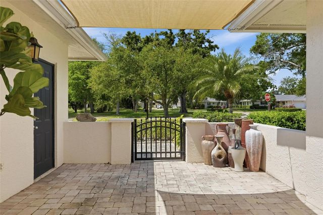7101 FAIRWAY BEND CIRCLE, Sarasota, FL 34243