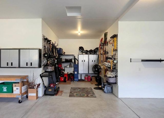 1305 Interlachen Drive, Eagan, MN 55123
