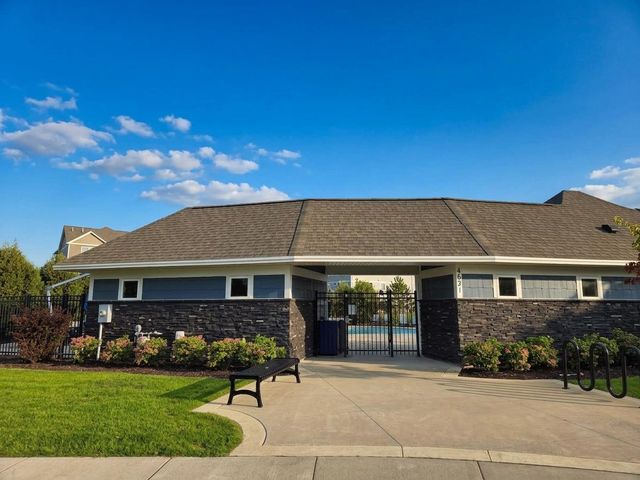 1305 Interlachen Drive, Eagan, MN 55123