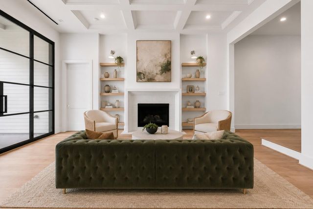 830 E 27th Street Street, Houston, TX 77009