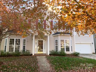 8316 Misty Lilac Drive, Huntersville, NC 28078