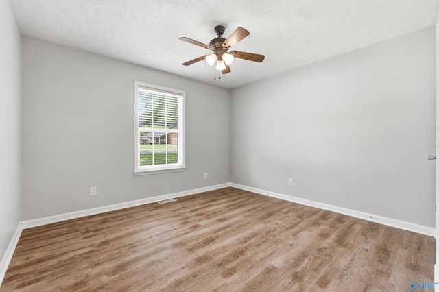 227 11th Place, Arab, AL 35016