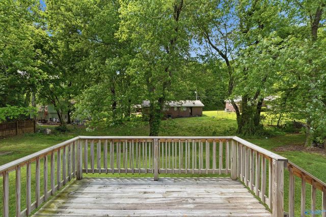 227 11th Place, Arab, AL 35016