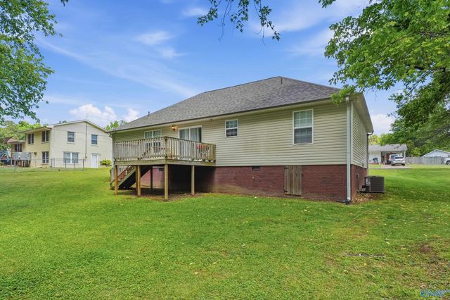 227 11th Place, Arab, AL 35016