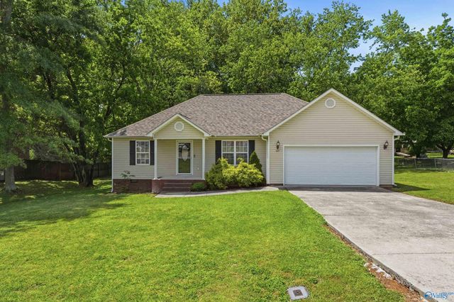 227 11th Place, Arab, AL 35016