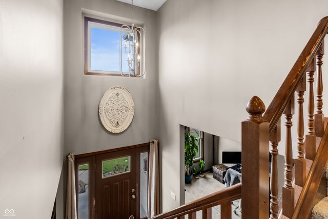 2033 Cheyenne Trail, Columbus, IN 47203