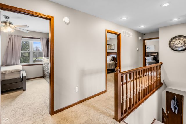 2033 Cheyenne Trail, Columbus, IN 47203