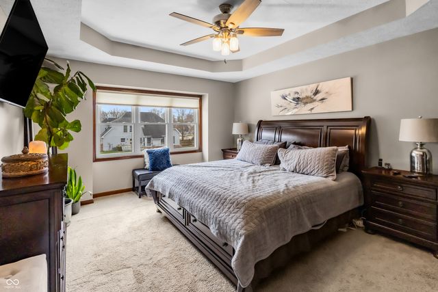 2033 Cheyenne Trail, Columbus, IN 47203