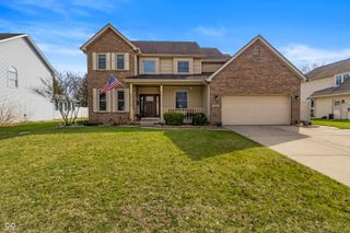 2033 Cheyenne Trail, Columbus, IN 47203