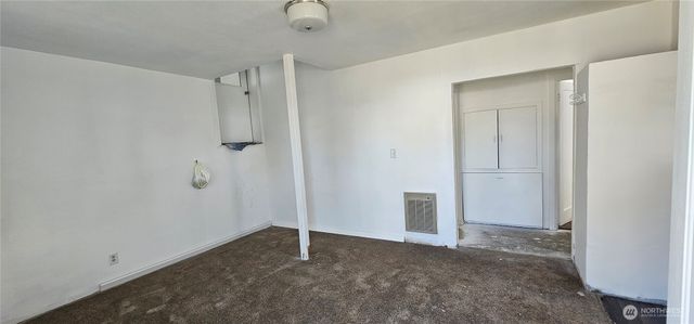 69 Adrian Avenue NW, Soap Lake, WA 98851