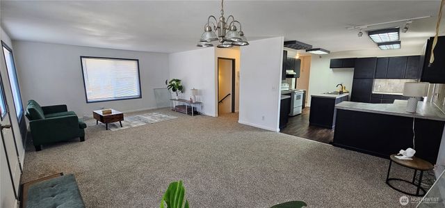 69 Adrian Avenue NW, Soap Lake, WA 98851